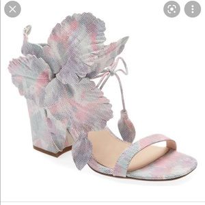 Cecelia New York Hibiscus sandal